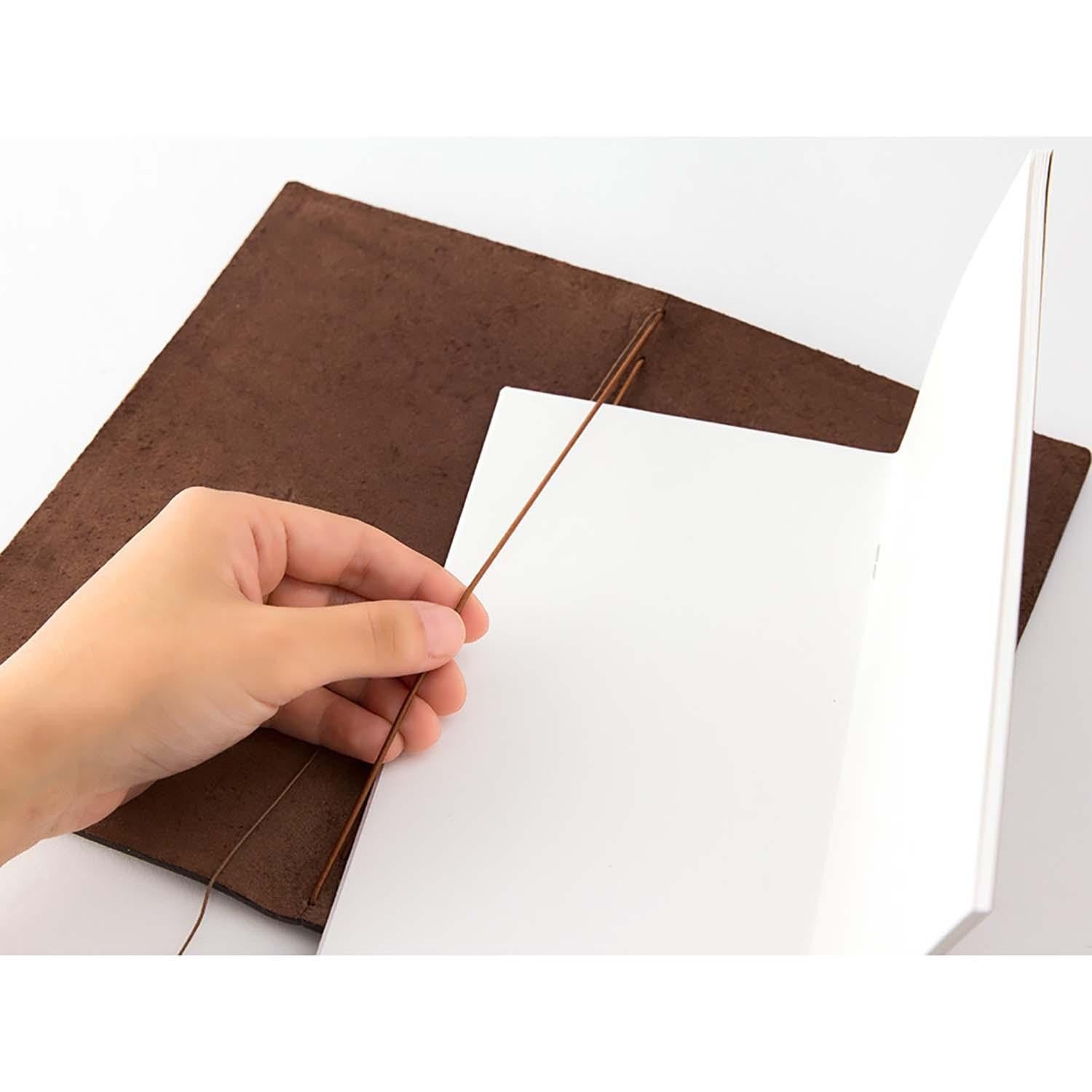 Traveler's Company - Traveler's Notebook Regular Brown - Starter Kit