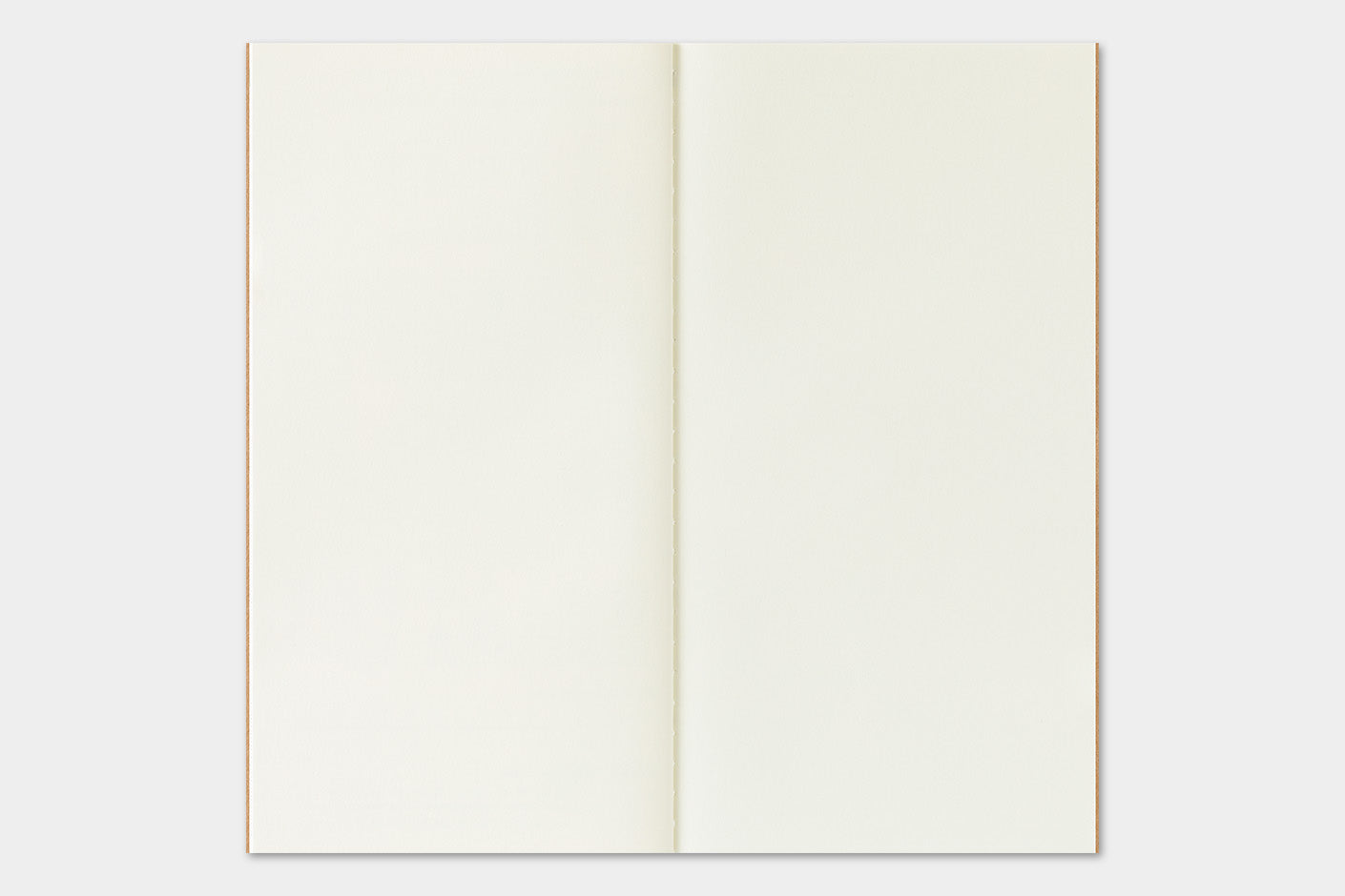 Traveler's Company - Agenda Mensual REGULAR - The Traveler's Spirit