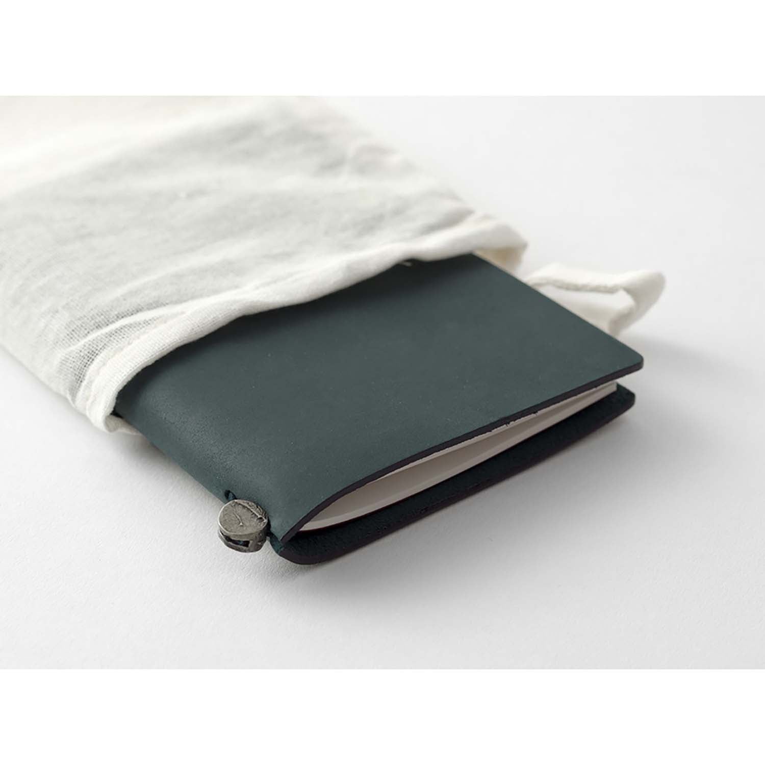 Traveler's Company - Traveler's Notebook Passport Blue - Starter Kit