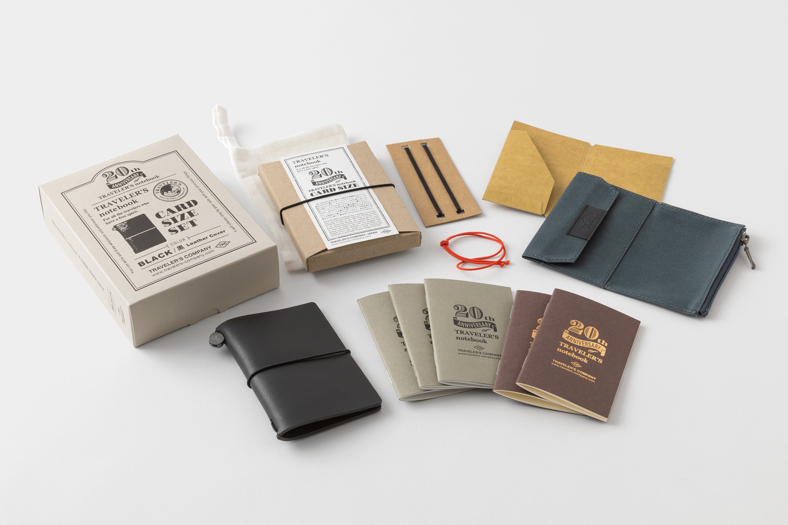 Traveler's Company - Traveler's Notebook Tamaño Tarjeta - Negro - Set 20th Anniversary