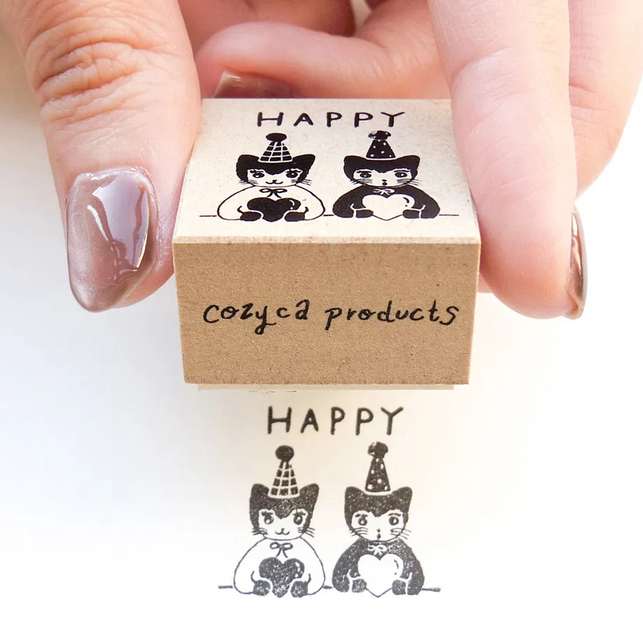 Cozyca Products - Sello de Madera de Aiko Fukawa - Happy
