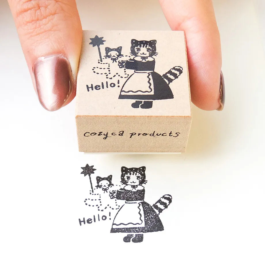 Cozyca Products - Sello de Madera de Aiko Fukawa - Hello