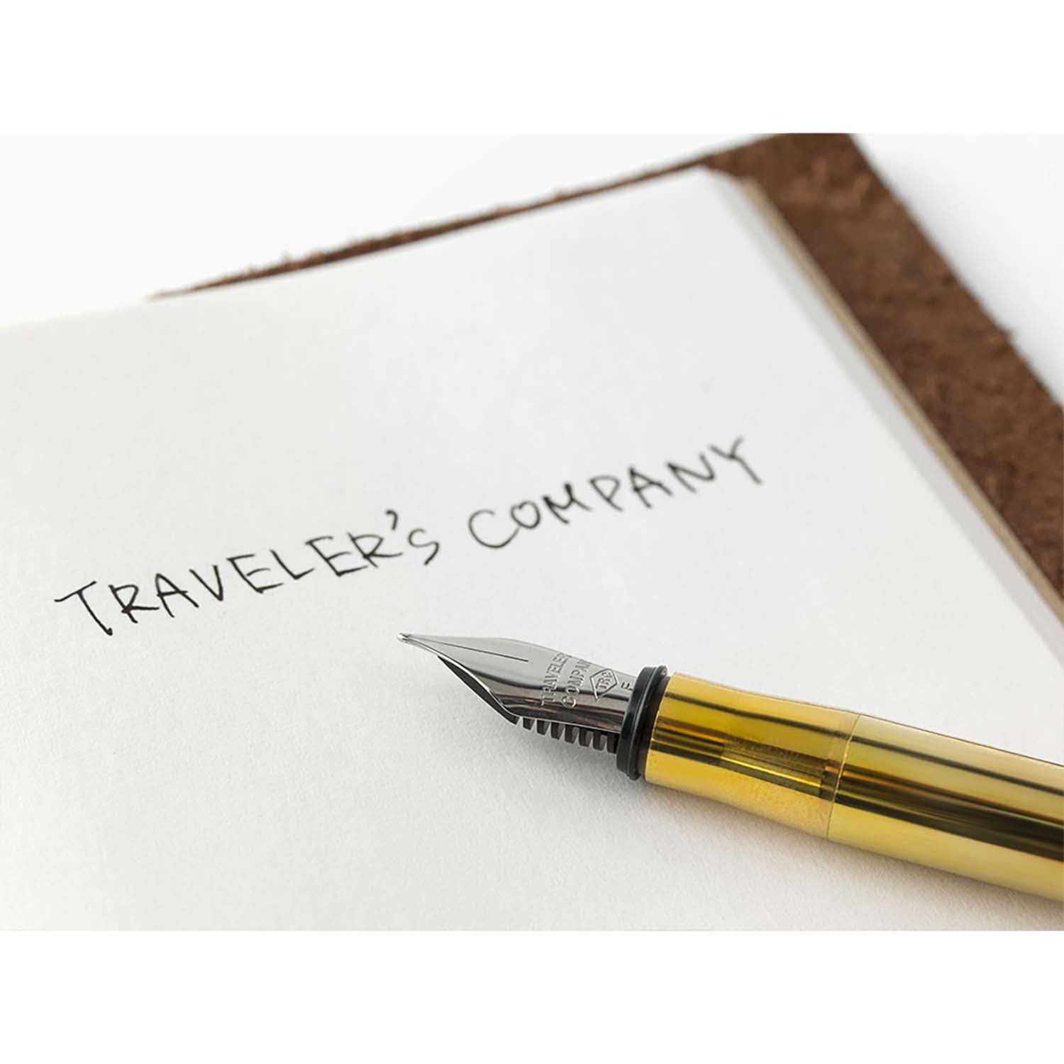Traveler's Company - Pluma Estilográfica - SOLID BRASS