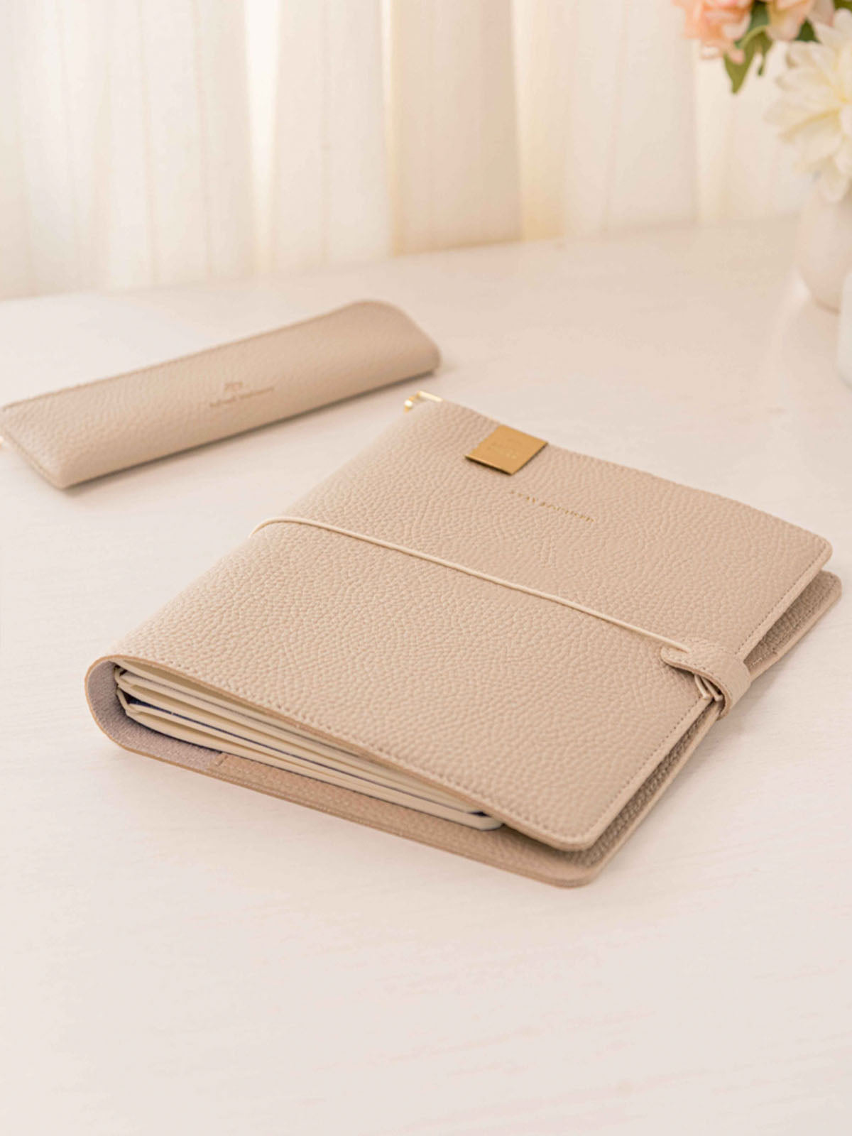 The Great Moustache - Funda Cuaderno A5 - Stay Focused