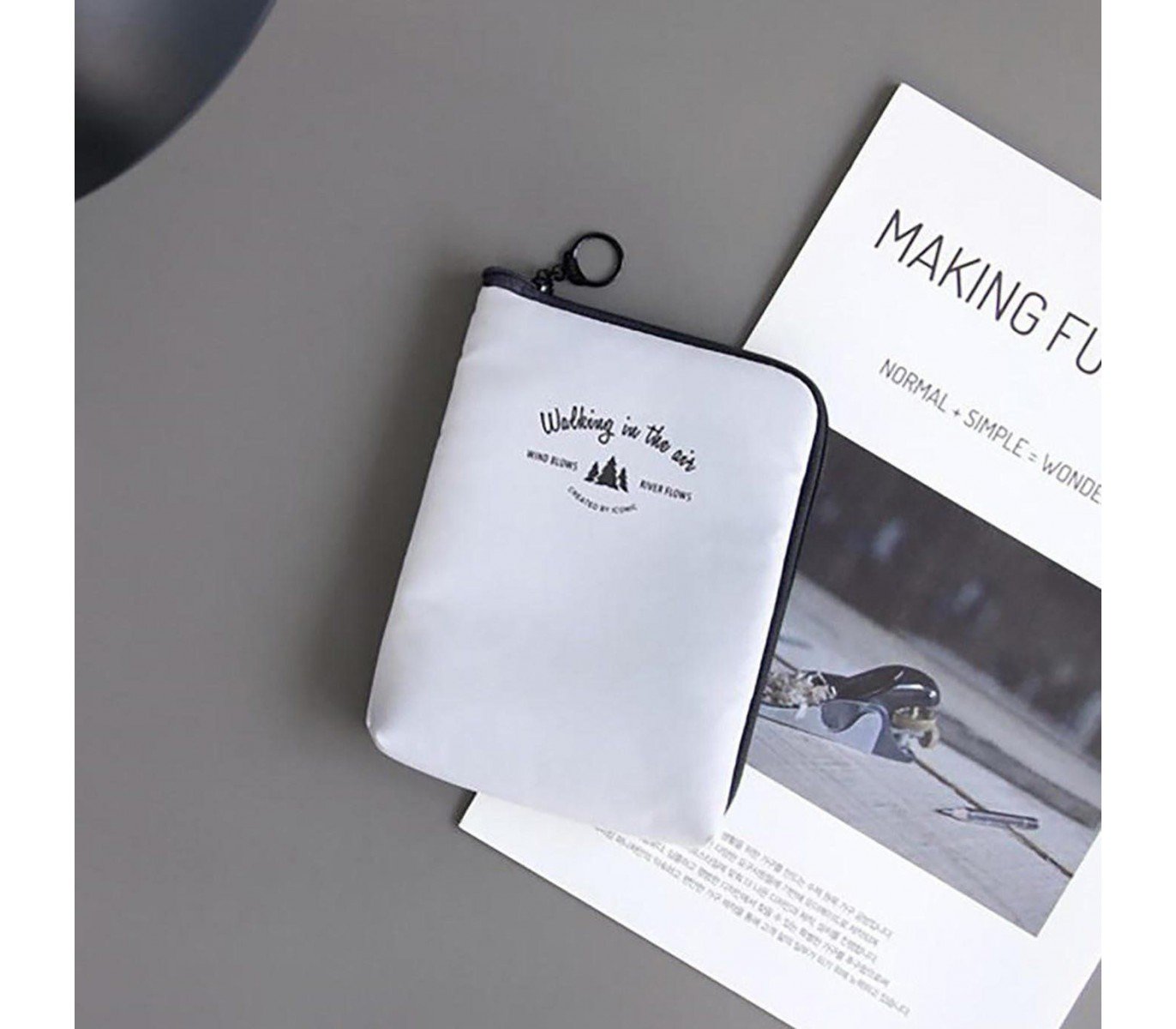 ICONIC - Estuche Portacables M - Gris