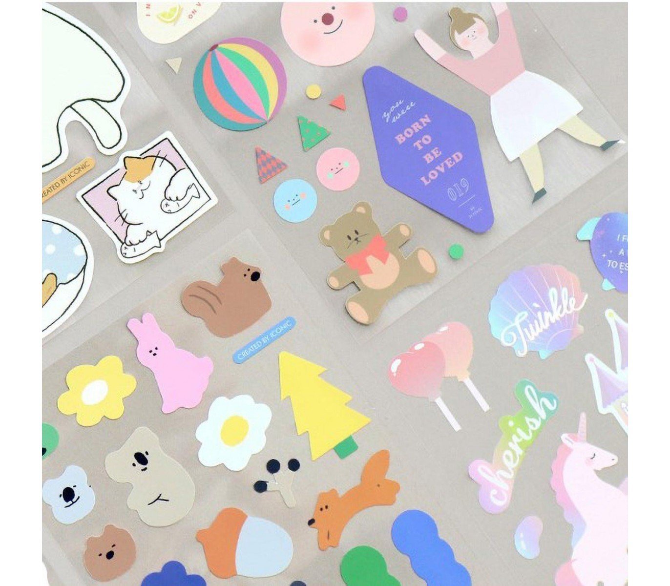 ICONIC - Pegatinas - Born to be loved