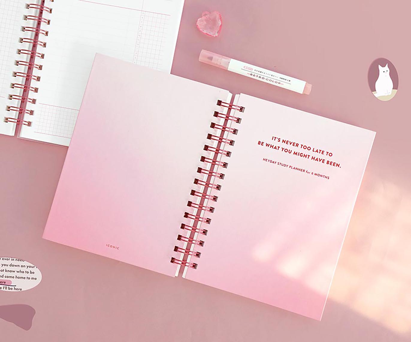 ICONIC - Planificador Estudios - Hey Day Pink