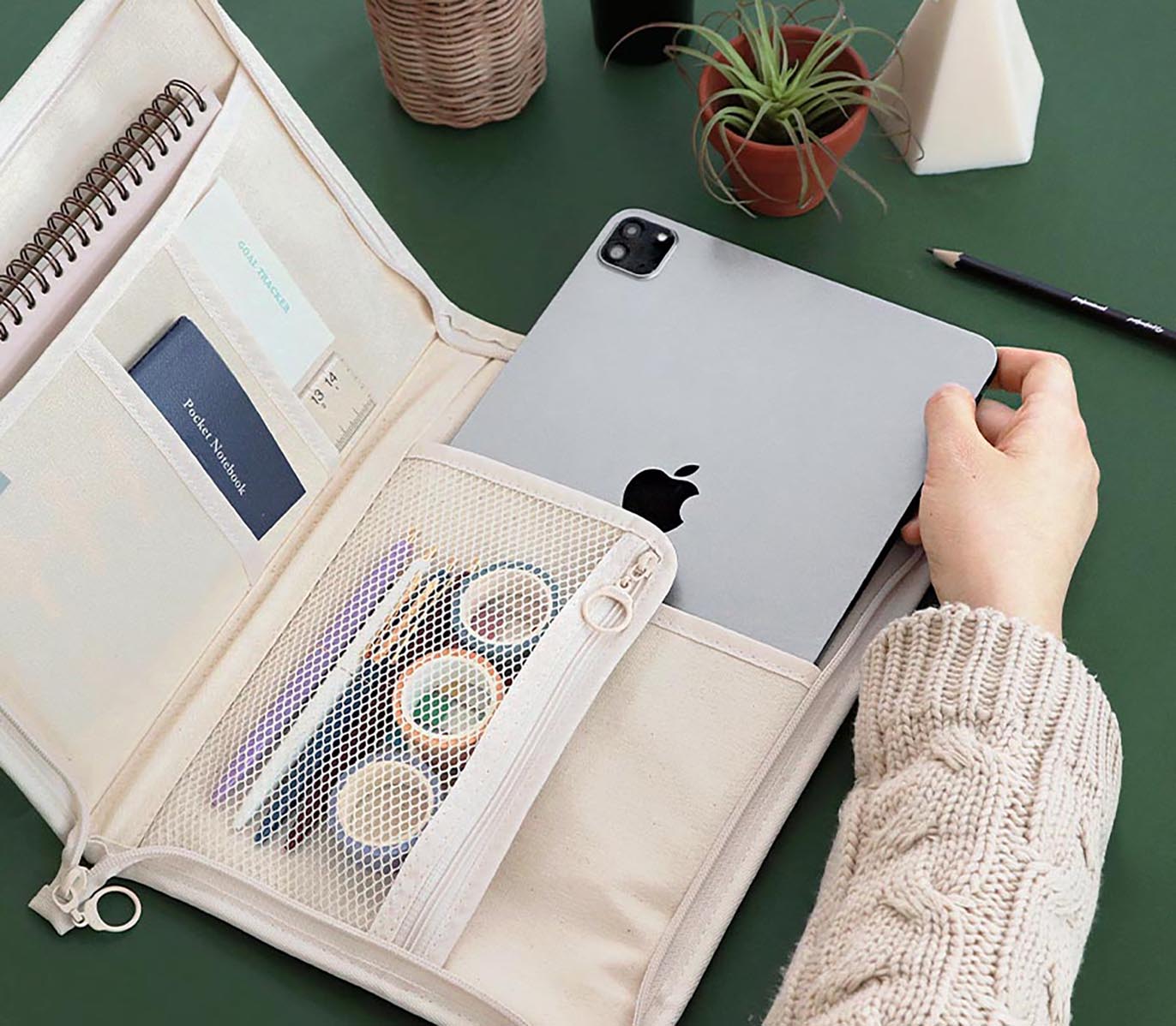 ICONIC - Funda A5 (11 pulgadas) - Charcoal - Cottony