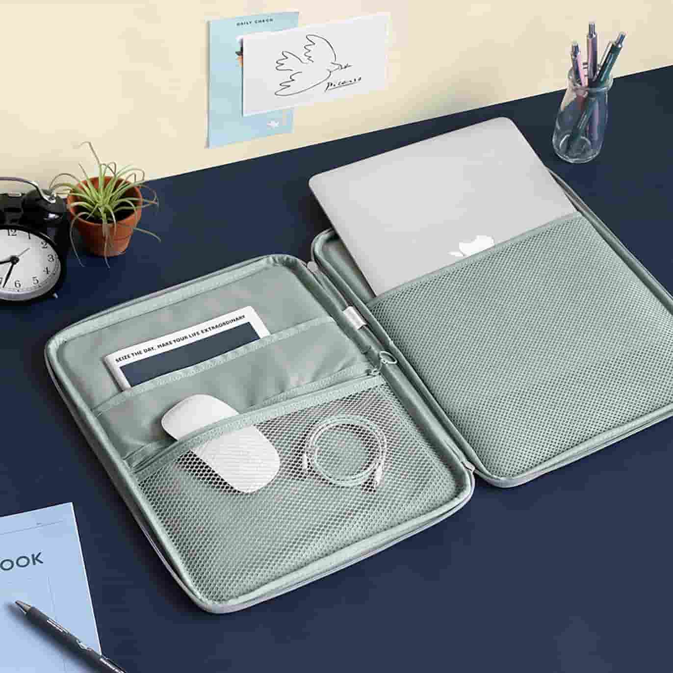 ICONIC - Funda para portátil A4 (13 pulgadas) - Blue - Cottony