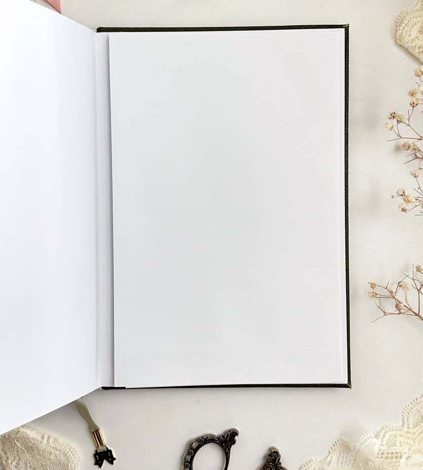 Leela Journals - Cuaderno A5 Puntos - Libro hechizos Lily of the Valley