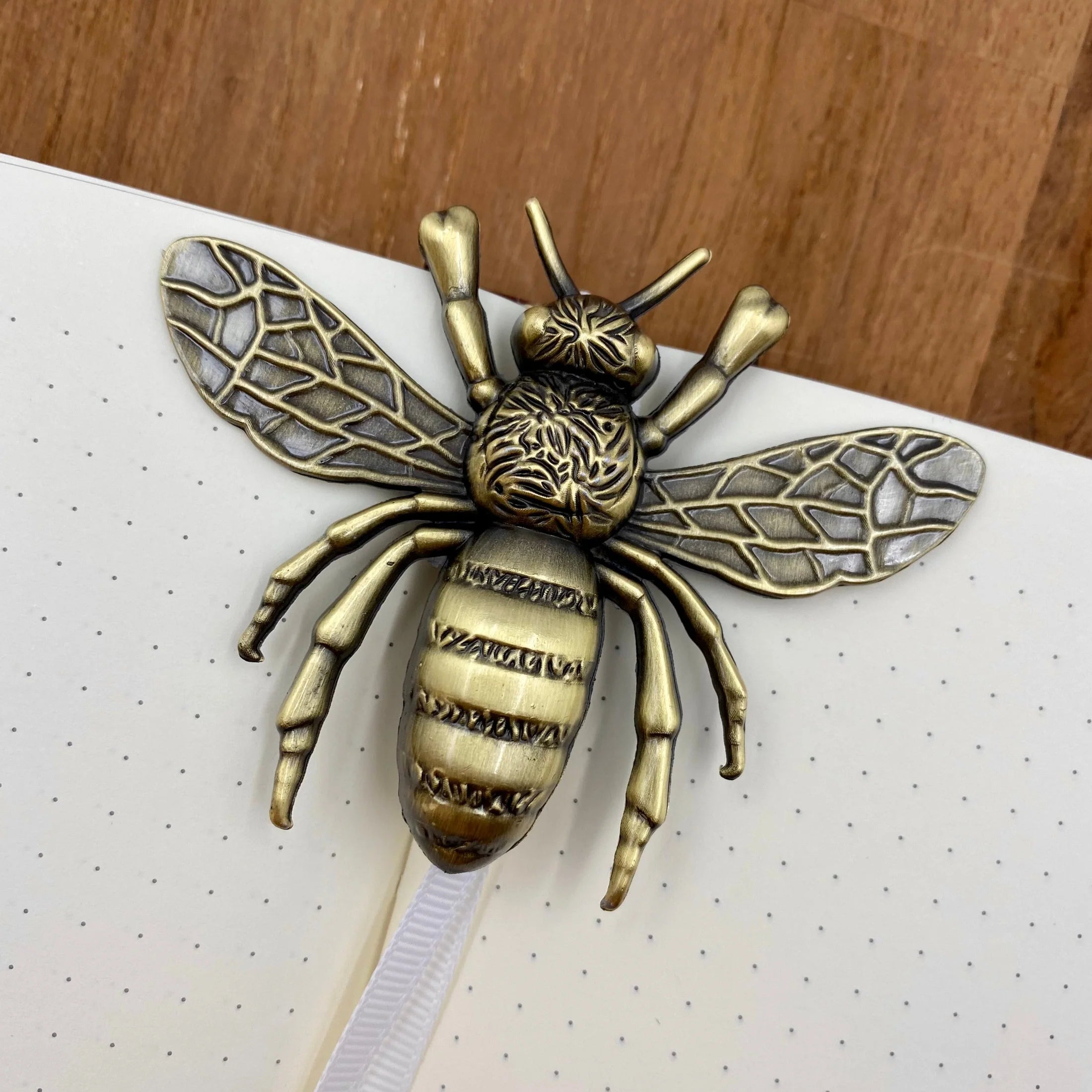 EsterBrook - Sujetalibros - Bee Book Holder