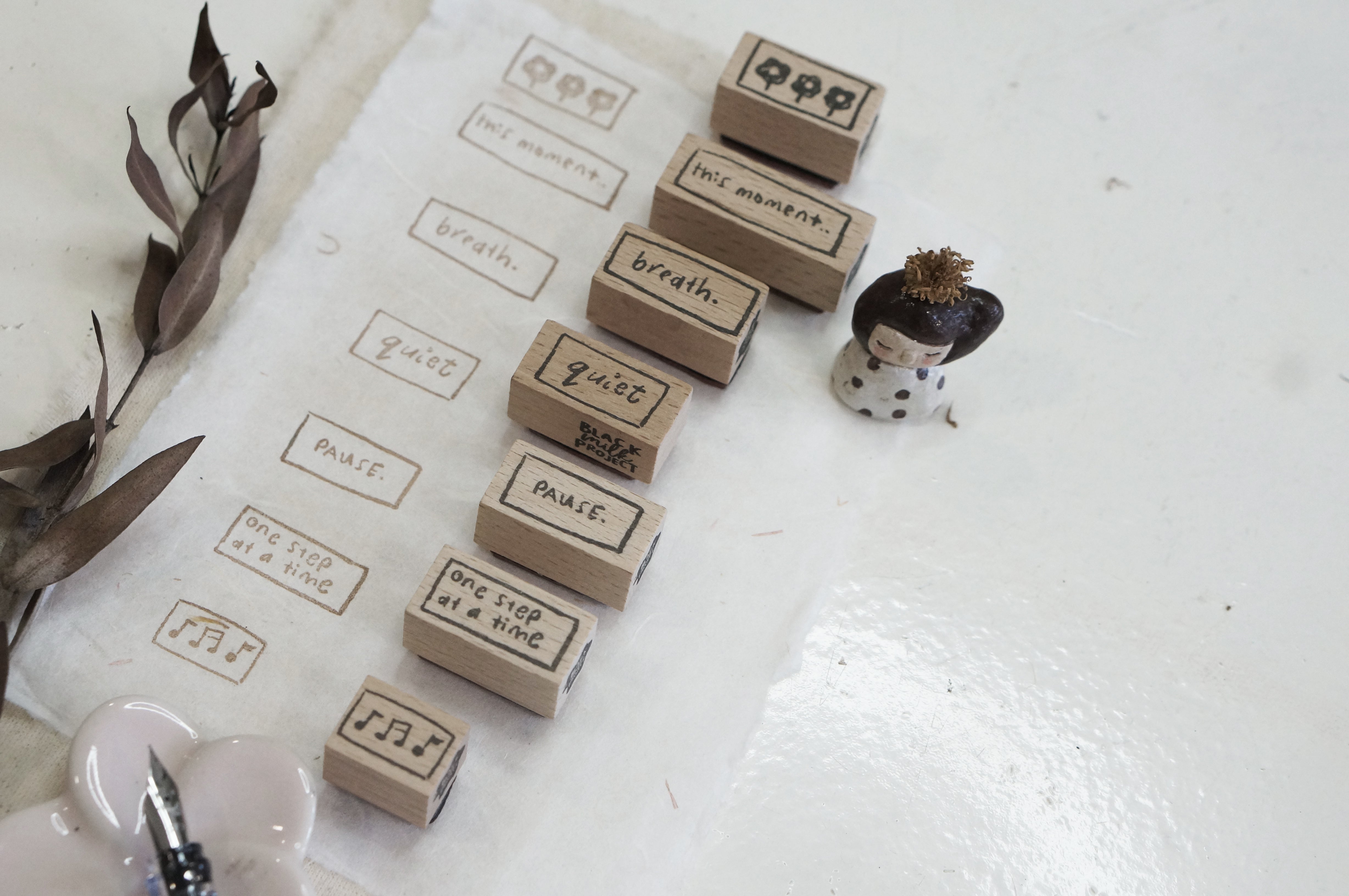 Black Milk Project - Sello de madera - This moment Frame