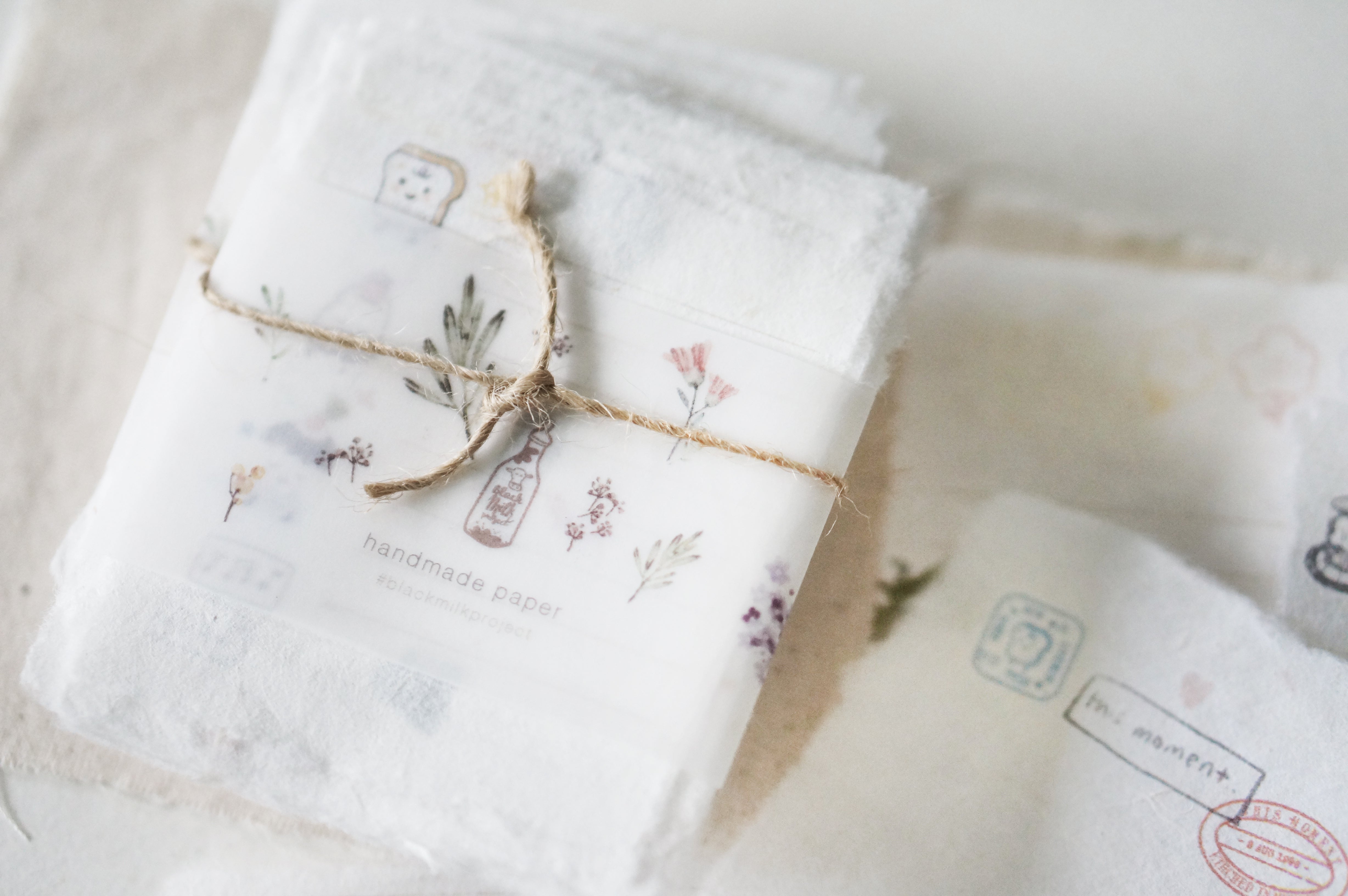 Black Milk Project - 12 Hojas Papel Handmade - This moment