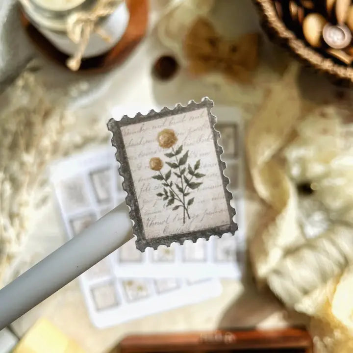 Leela Journals - Hoja de Pegatinas - Vintage Postage Stamps