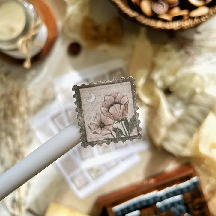 Leela Journals - Hoja de Pegatinas - Vintage Postage Stamps