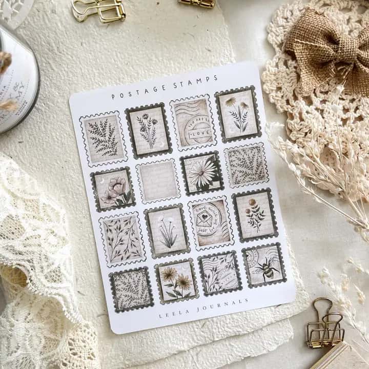 Leela Journals - Hoja de Pegatinas - Vintage Postage Stamps