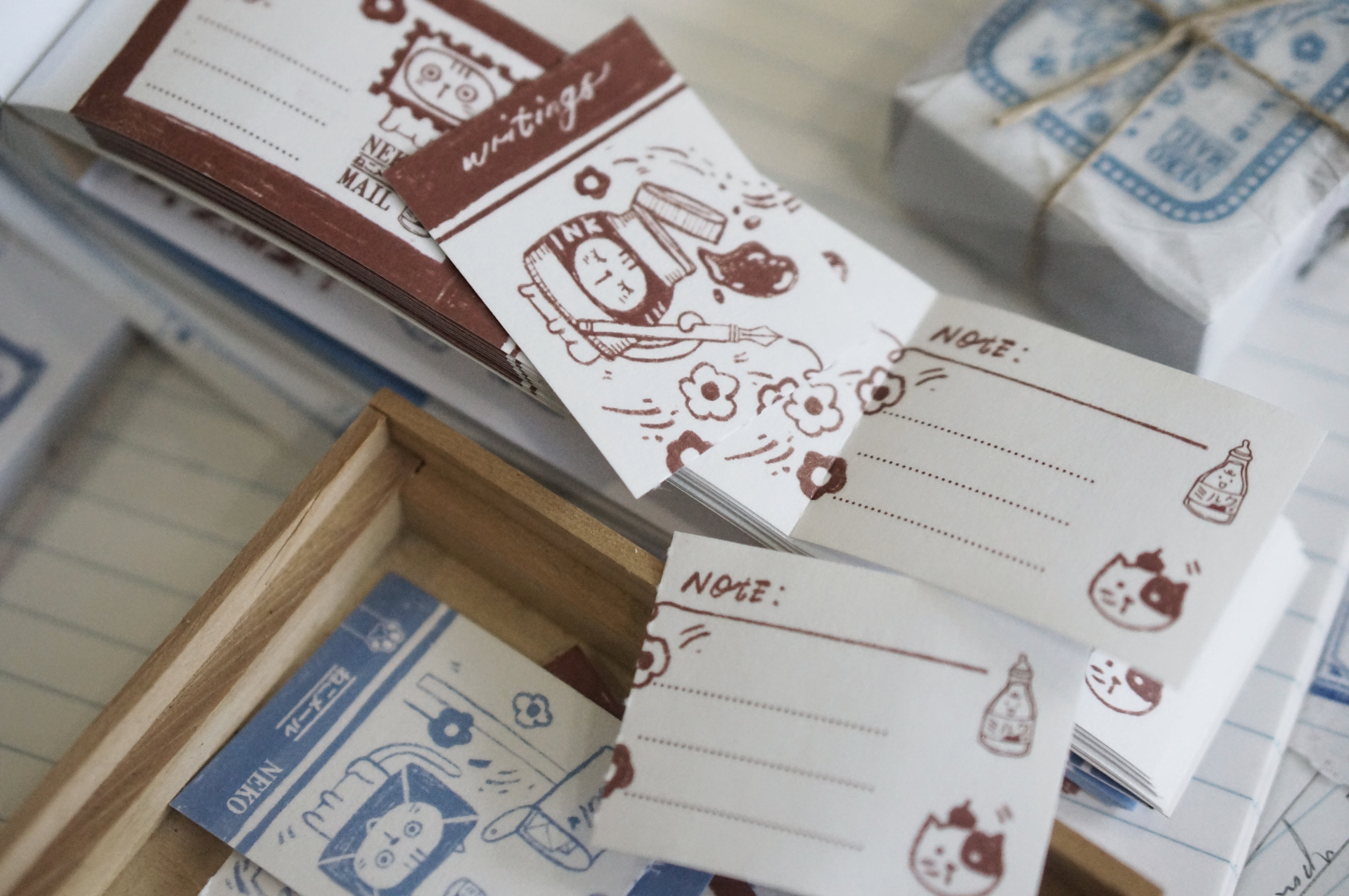 Black Milk Project - Bloc de Notas Washi Perforadas - Neko Mail