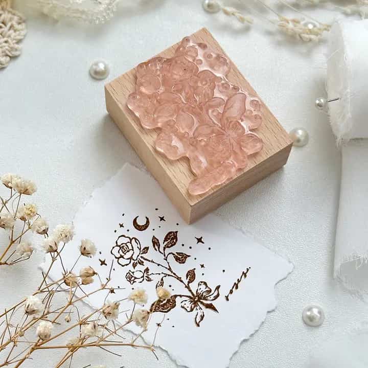 Leela Journals - Sello de madera - Rosa Moonlight