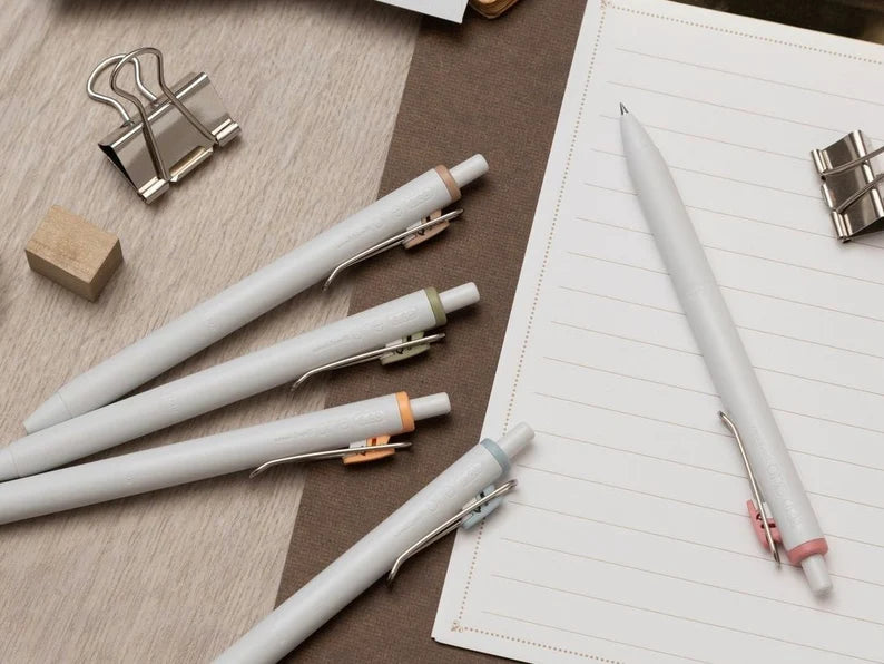 Mitsubishi Uni - Bolígrafo 0.5 mm - Nemofila Blue - UniBall One Fika