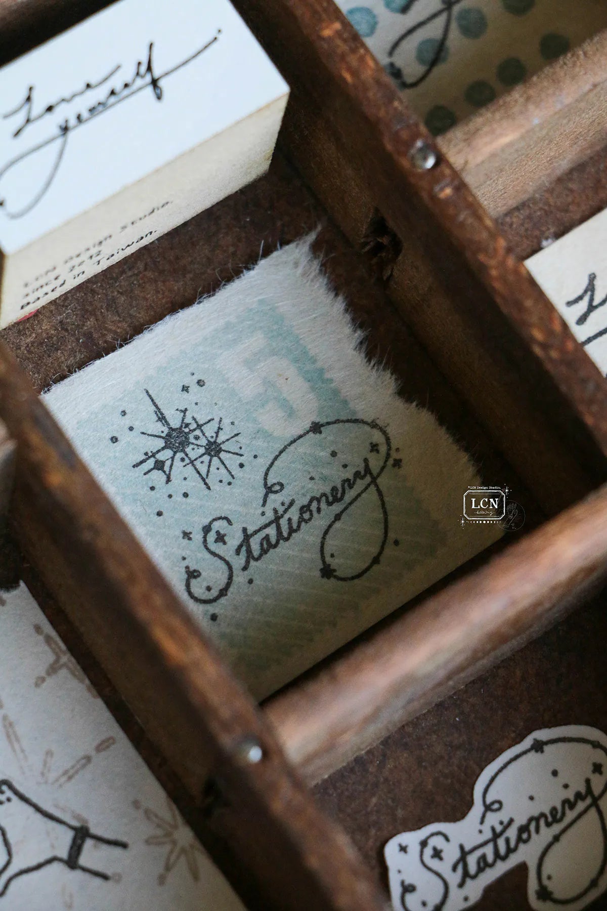 LCN - Sello de Madera - Stationery - Word Stamp