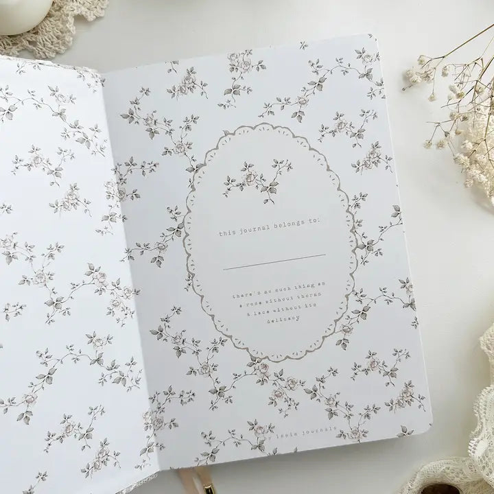 Leela Journals - Cuaderno A5 Puntos - Encaje y Rosas