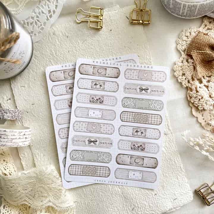 Leela Journals - Hoja de Pegatinas - Bandaids