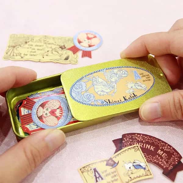 Shinzi Katoh - Lata de pegatinas 30ud - White Rabbit