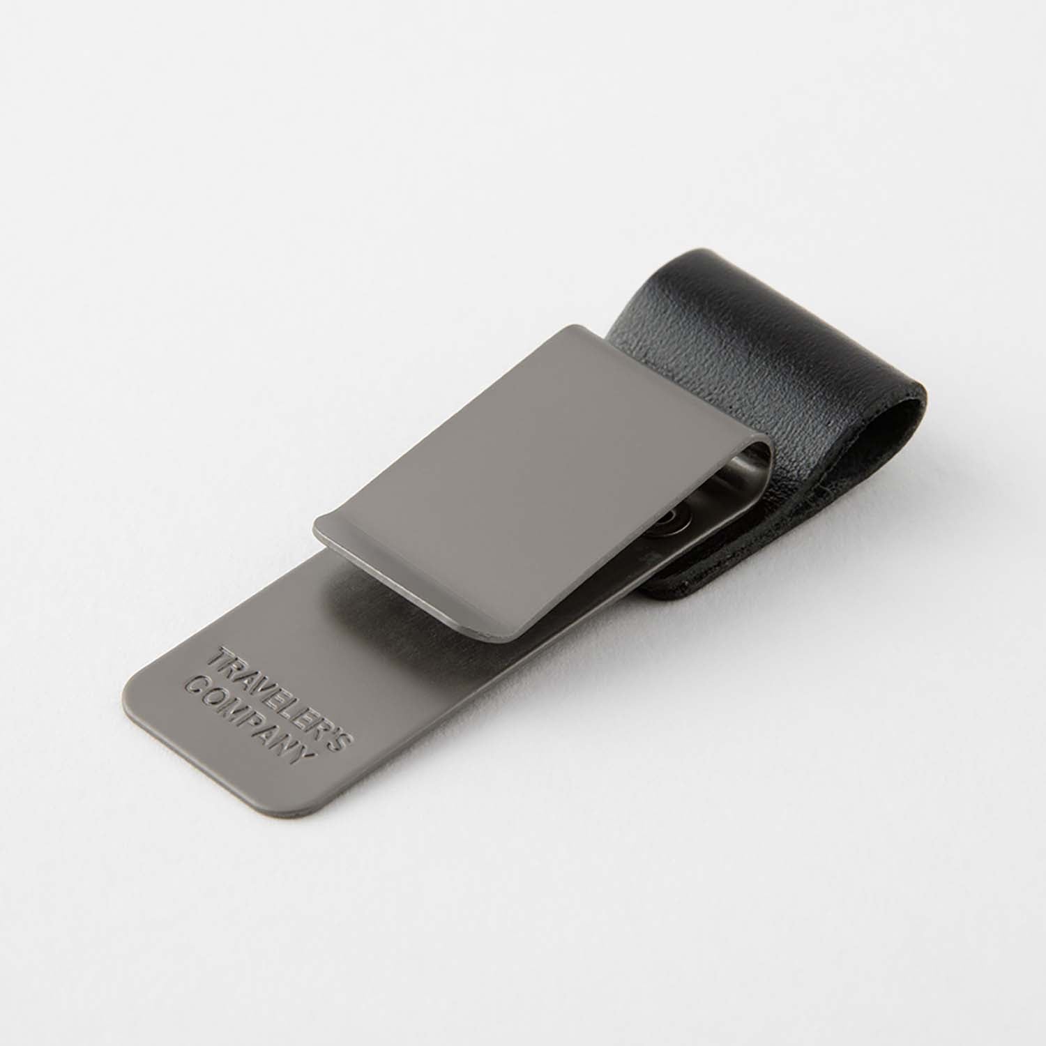 Traveler's Company - Sujeta Bolis Black - Pen Holder M