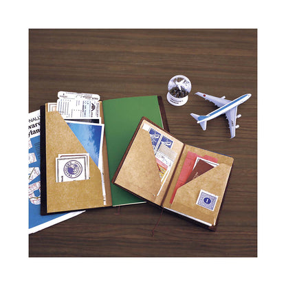 Traveler's Company - Recambio PASSPORT 010 - Kraft Paper Folder