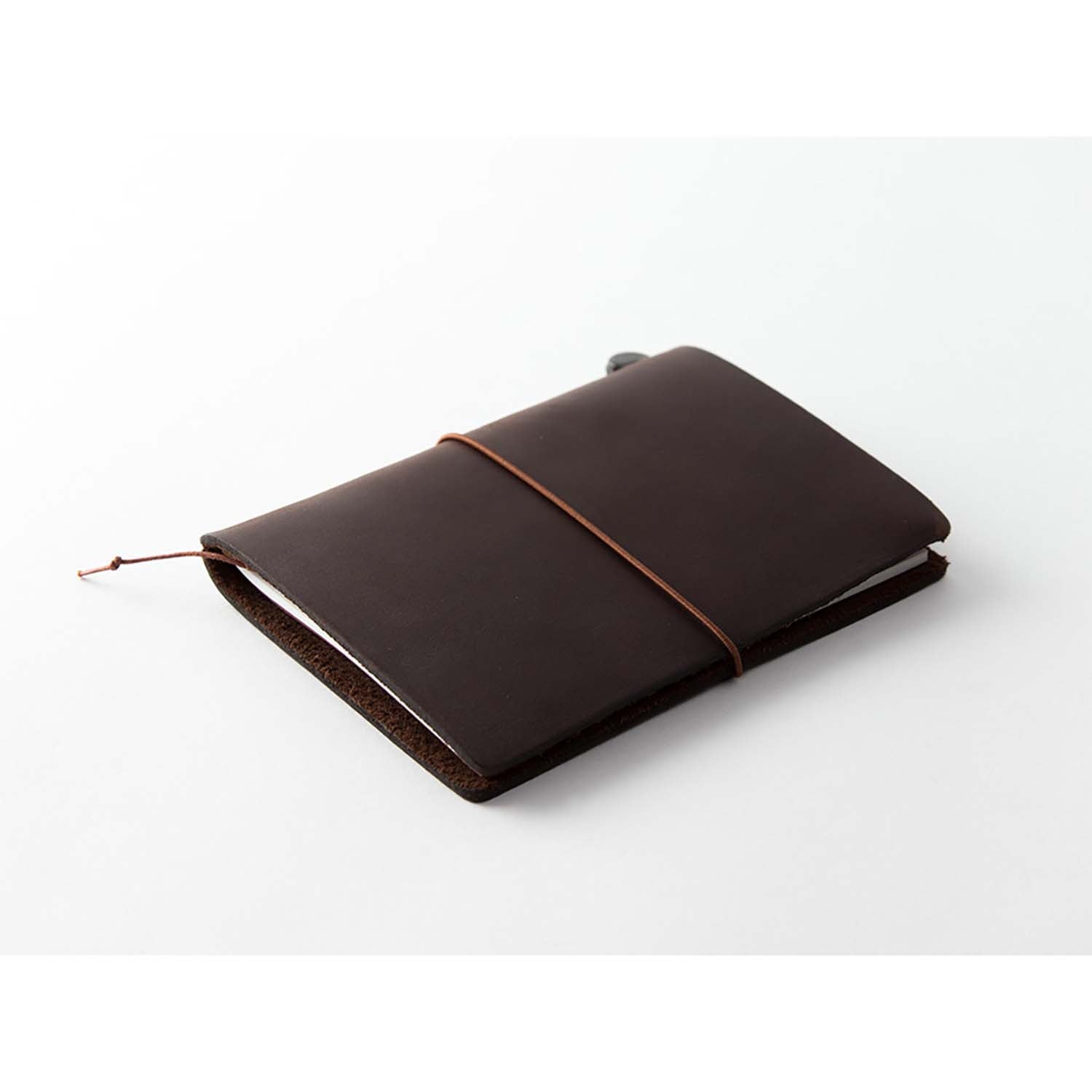 Traveler's Company - Traveler's Notebook Passport Brown - Starter Kit