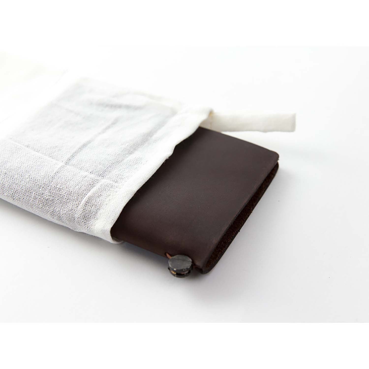 Traveler's Company - Traveler's Notebook Passport Brown - Starter Kit