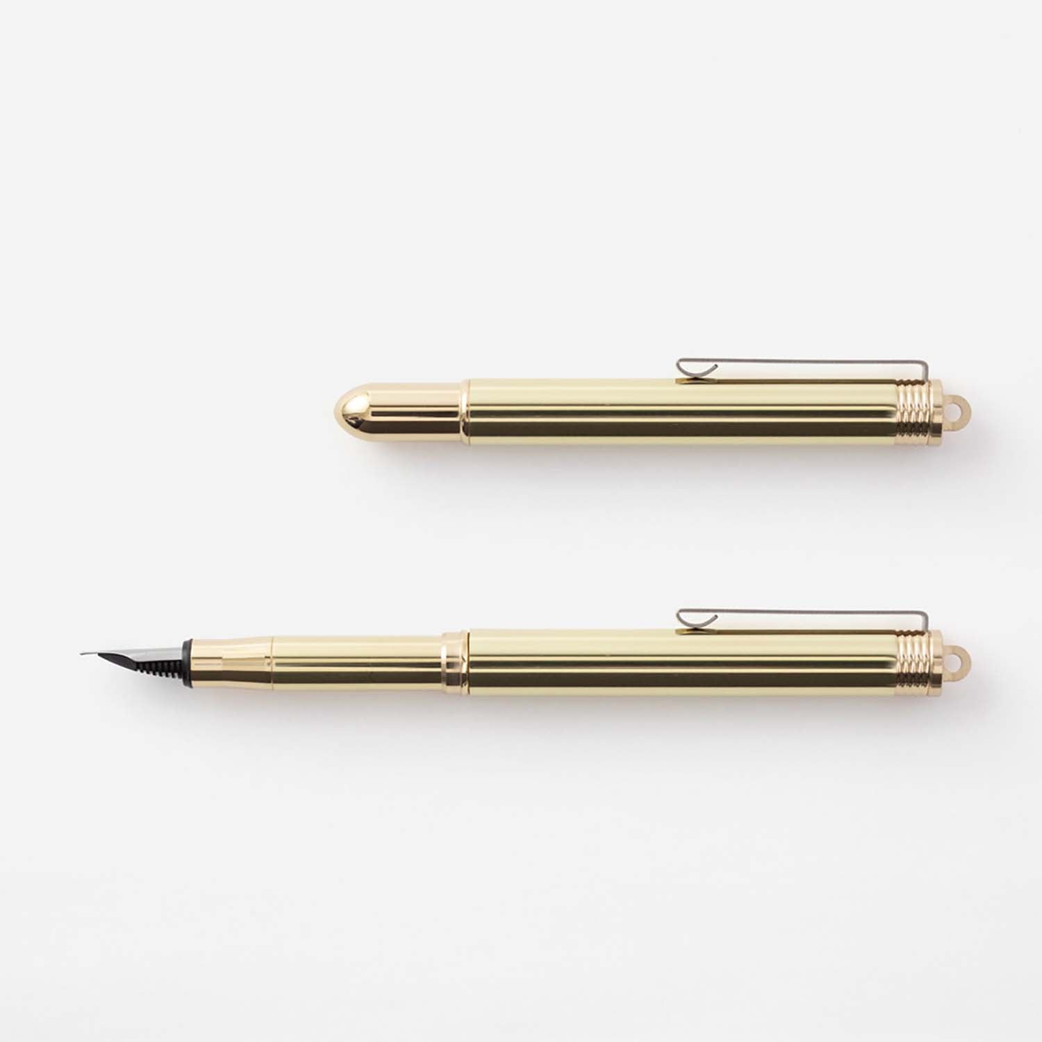 Traveler's Company - Pluma Estilográfica - SOLID BRASS