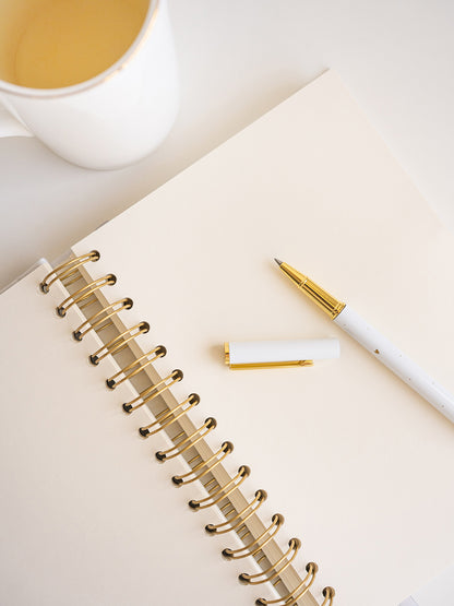The Great Moustache - Cuaderno Entelado A5 - White Lotus Edition