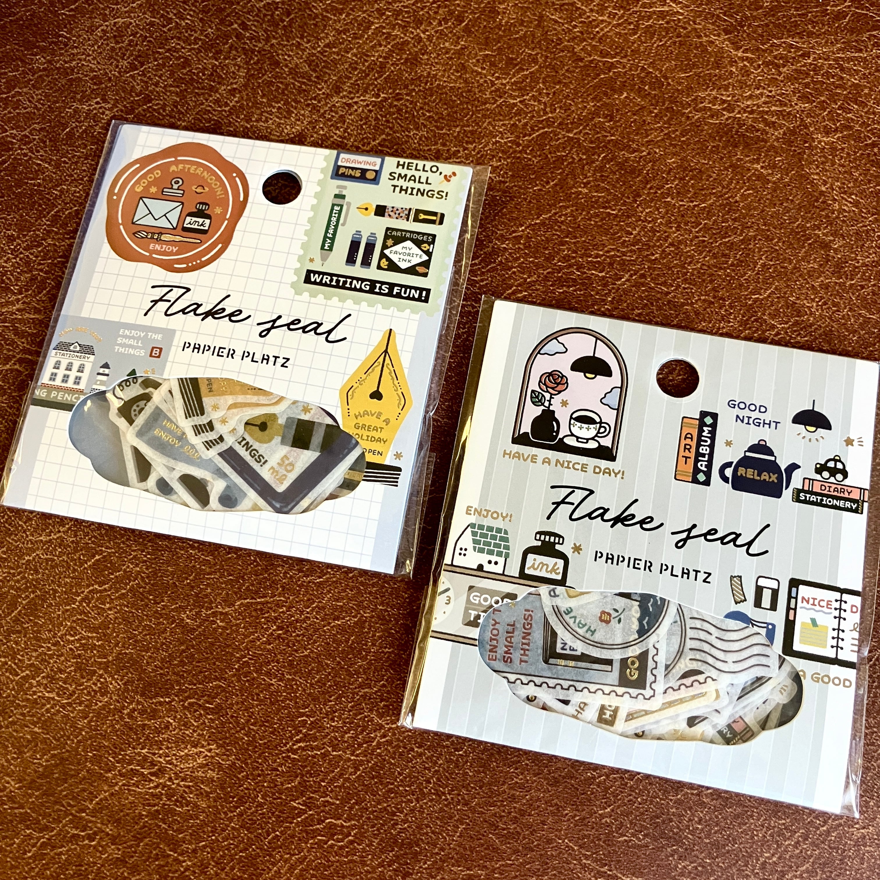 Papier Platz x Eric - Pegatinas Foil Dorado Flake Sticker - Favorite Things