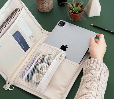 ICONIC - Funda A5 (11 pulgadas) - Lavender - Cottony