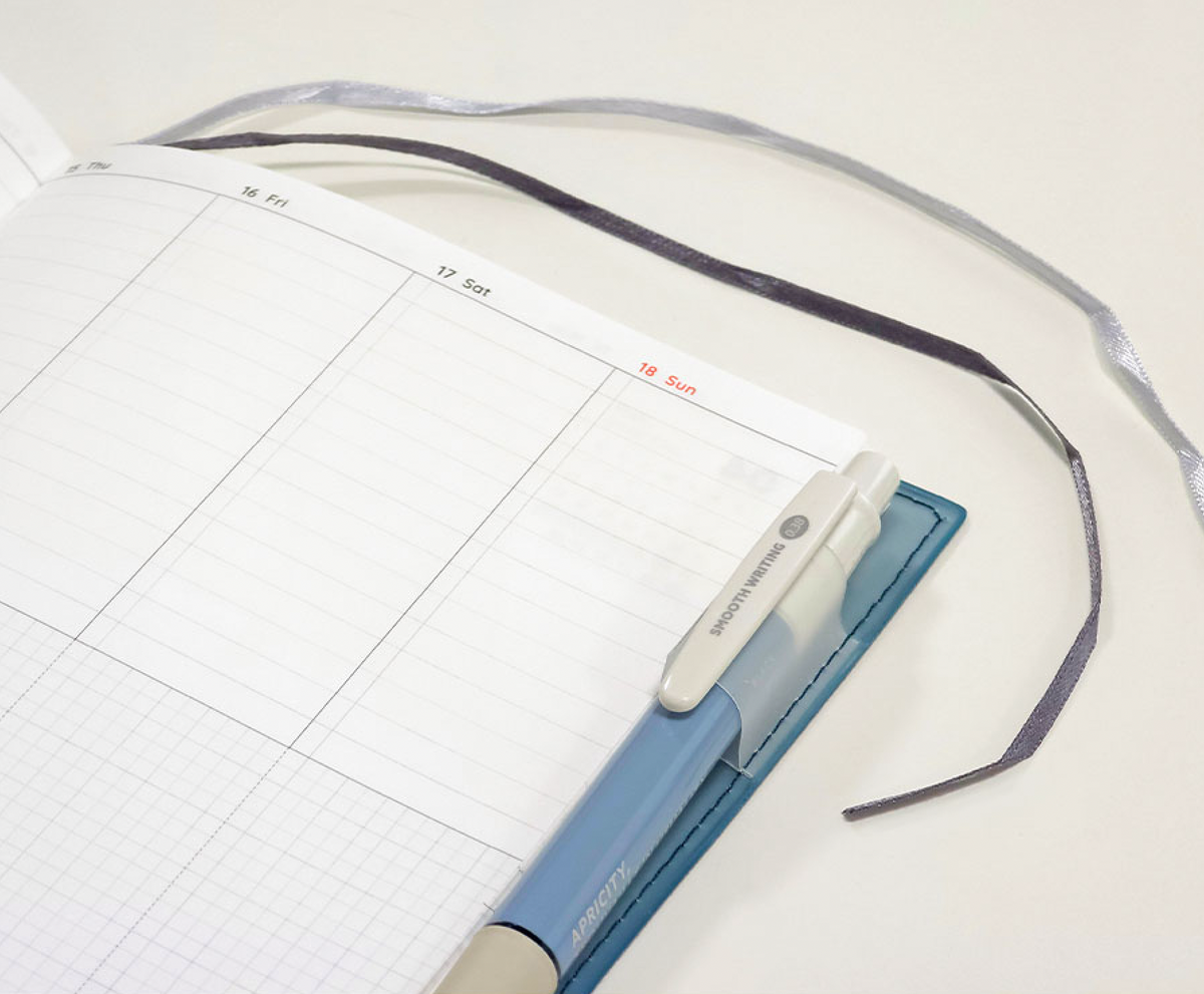 Iconic - Agenda Anual 2027 - Semana Vista A5 - The Planner M - Cream Mint