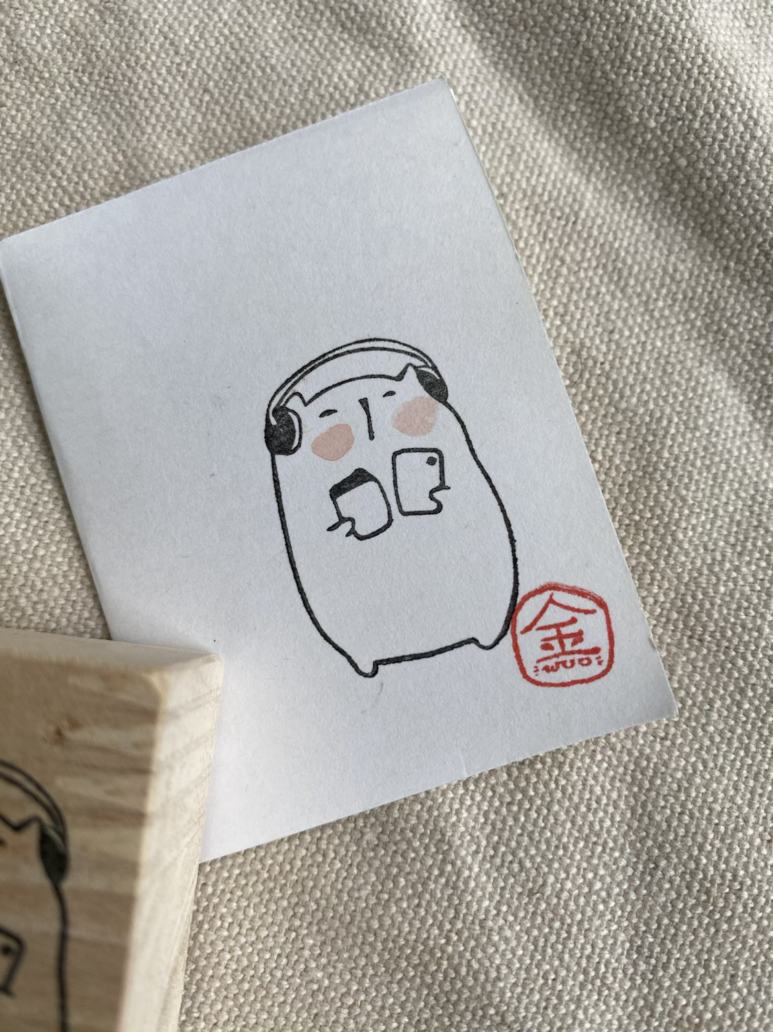 CatDoo - Sello de madera - Chill with Music