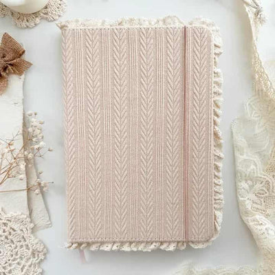 Leela Journals - Cuaderno A5 Puntos - Rosa con Encaje