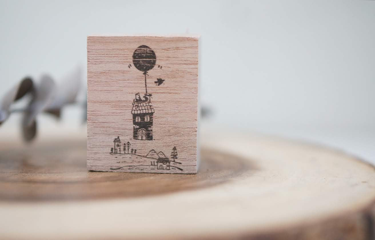 Black Milk Project - Sello de madera - Floating House