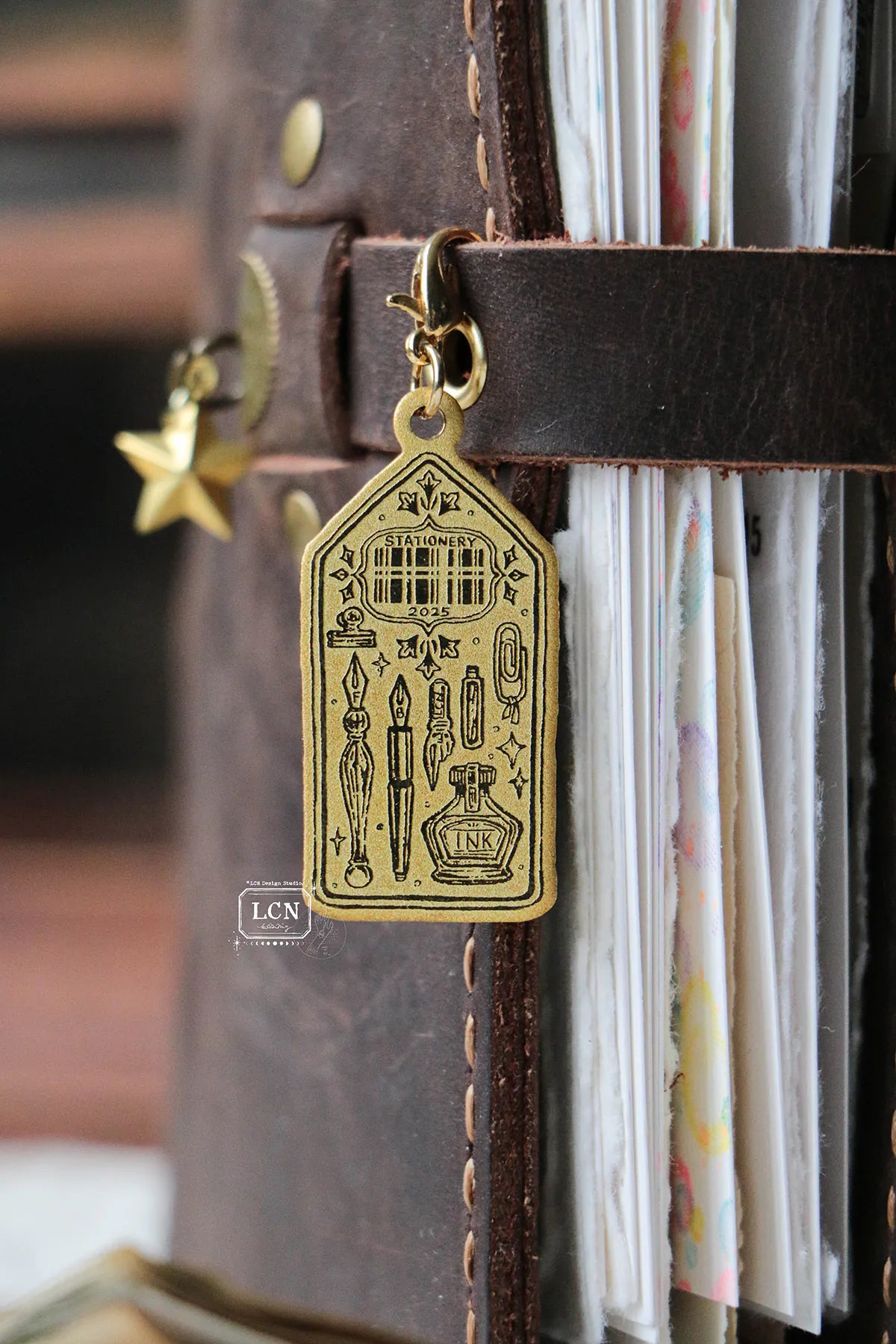 LCN - Colgante de Latón - Brass Charm (varios modelos) v1