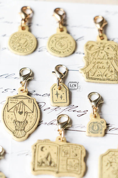 LCN - Colgante de Latón - Brass Charm (varios modelos)