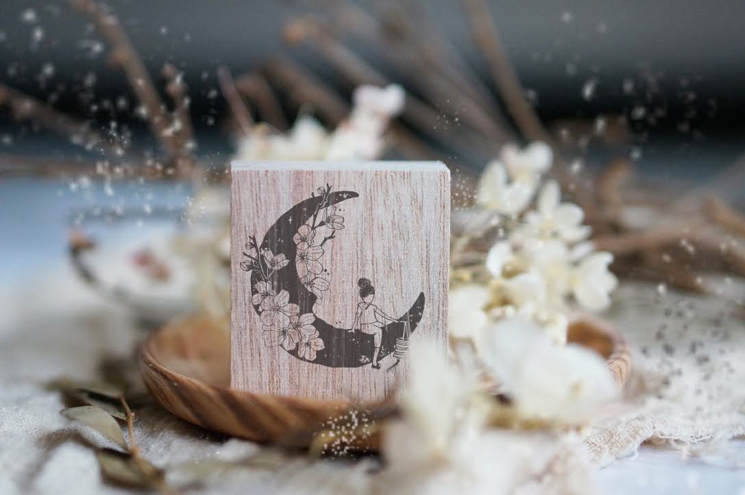 Black Milk Project - Sello de madera - Moon Child