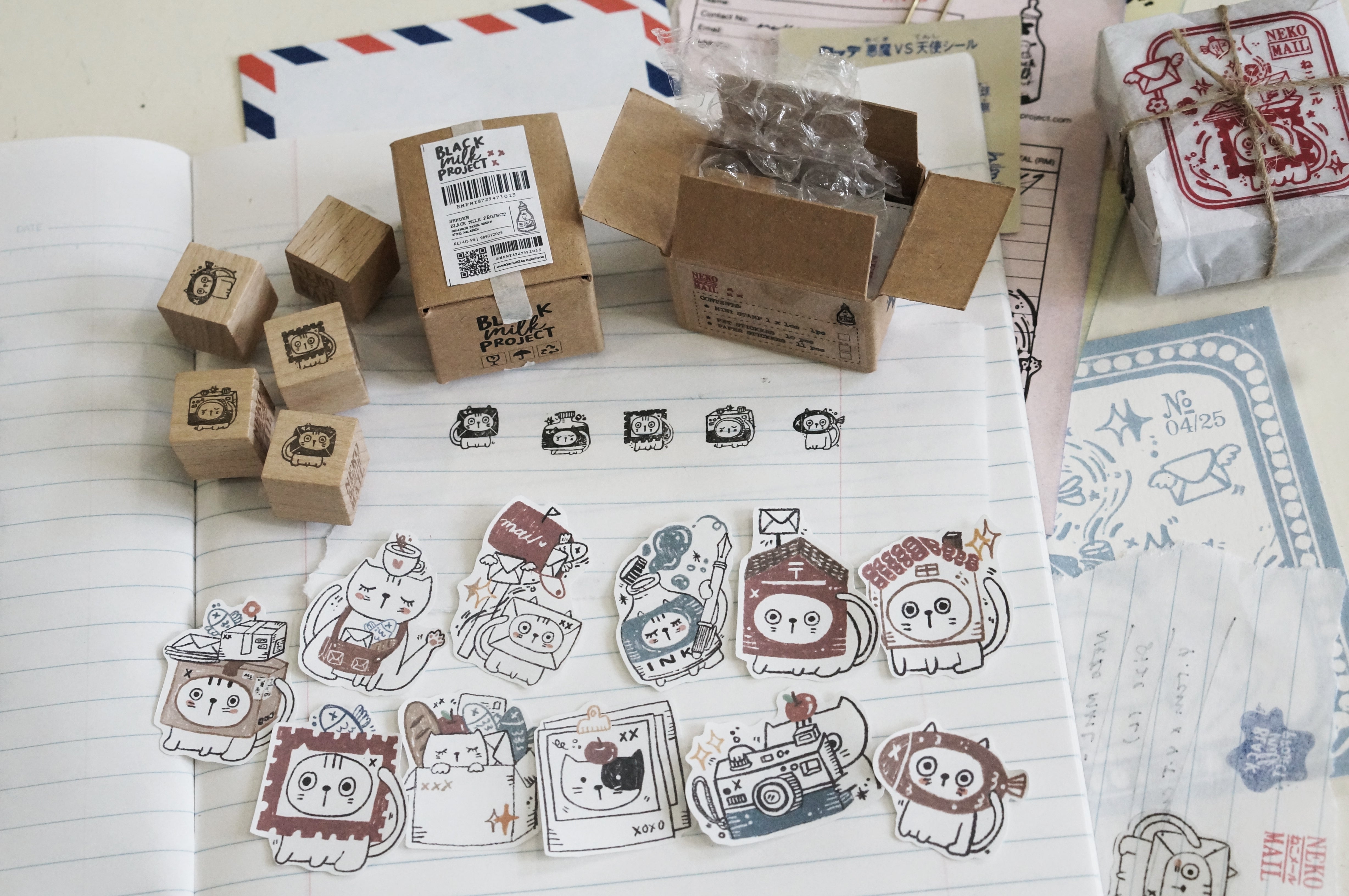 Black Milk Project - Set de 11 Pegatinas + Mini Sello PICTURE - Neko Mail